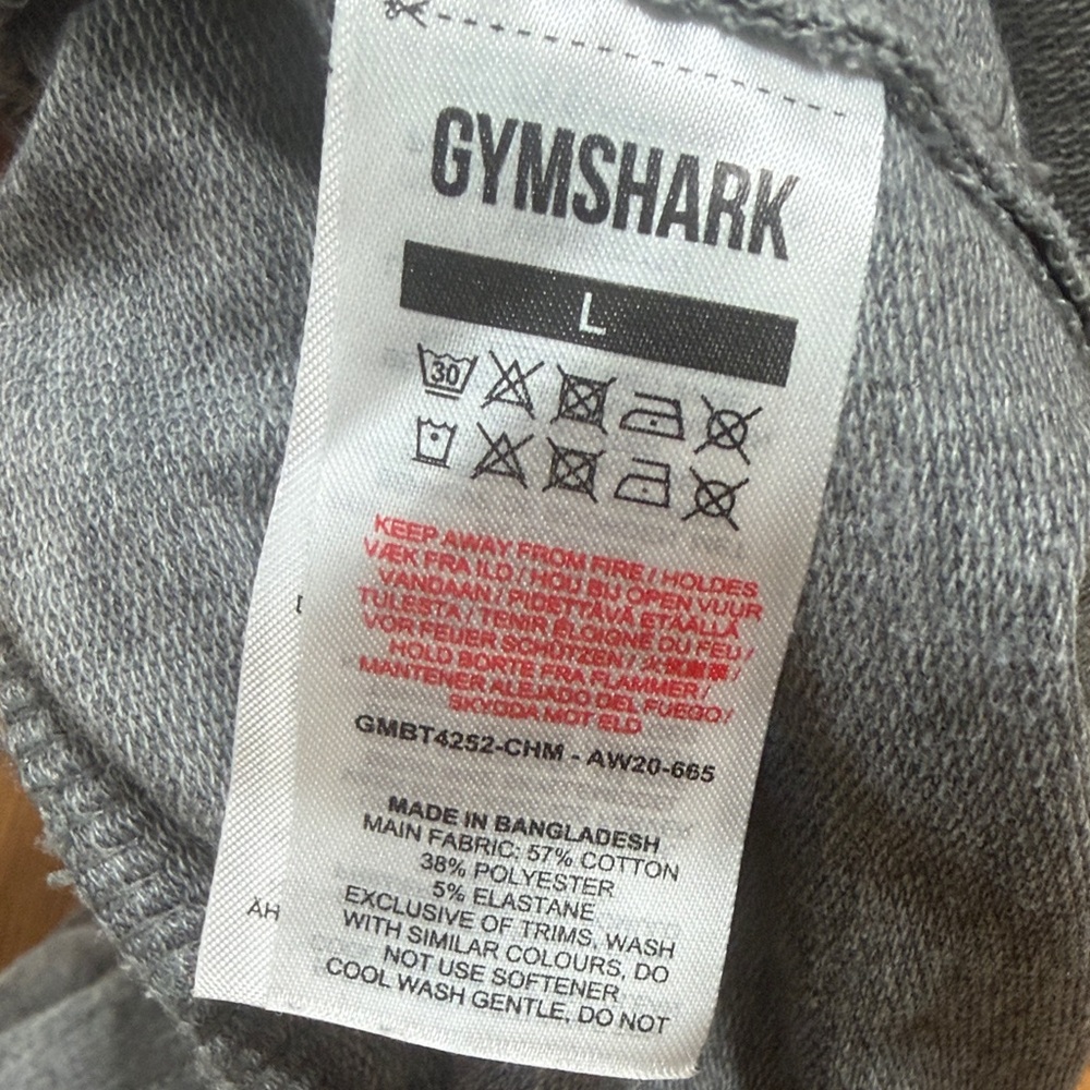 Gymshark gray joggers with pockets size large - Picture 7 of 7